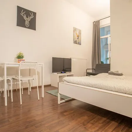 Apartment Deluxe City Center Studio Innsbruck