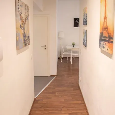 Apartment Deluxe City Center Studio *